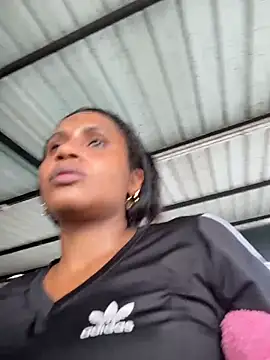 AlisonHoot69 online show from 5, 3, 2026