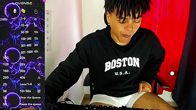 Snapshot of Ares_ttoter chatting on 13, 12, 2024 Ares ttoter online show from 13, 12, 2024