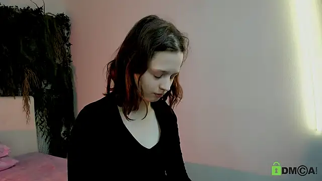 Alina Mills online show from 30, 11, 2025