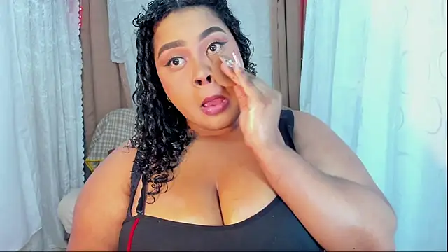 Snapshot of Ana_off_alana chatting on 28, 11, 2025 Ana off alana online show from 28, 11, 2025