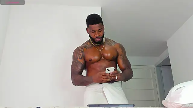 Snapshot of Makonneen chatting on 8, 3, 2026 Makonneen online show from 8, 3, 2026