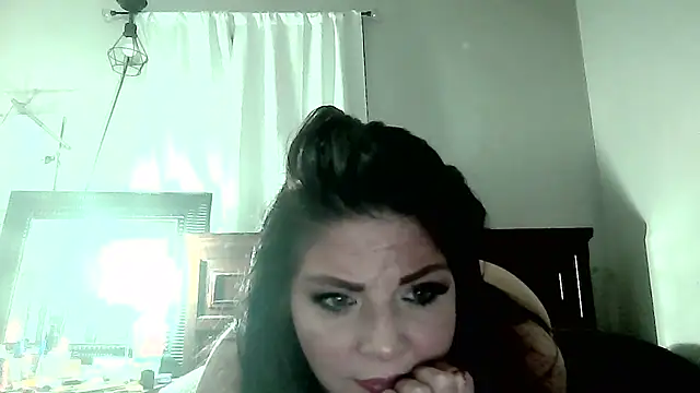 Snapshot of paiday chatting on 4, 1, 2025 paiday online show from 4, 1, 2025