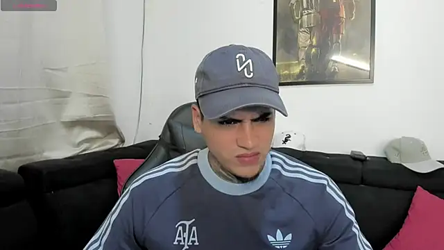 Snapshot of mad_maxxx2 chatting on 24, 10, 2025 mad maxxx2 online show from 24, 10, 2025