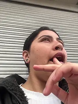 Snapshot of _luna_torres chatting on 20, 3, 2026 luna torres online show from 20, 3, 2026