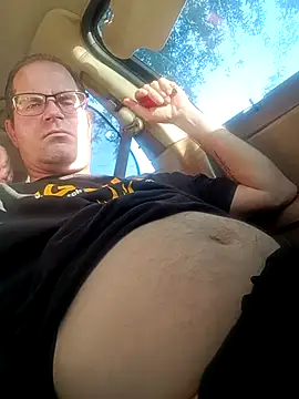 Snapshot of crazycam619 chatting on 10, 11, 2025 crazycam619 online show from 10, 11, 2025