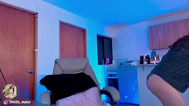 Lilith malum online show from 19, 10, 2025