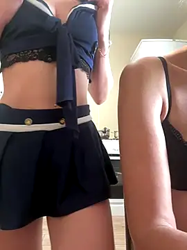 SweetCupcaks online show from 14, 10, 2025