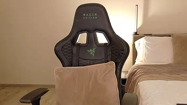 joycesilver online show from 17, 9, 2025