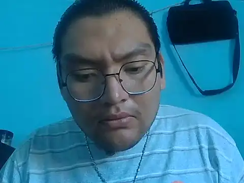 Snapshot of daniel4444Cu chatting on 13, 5, 2026 daniel4444Cu online show from 13, 5, 2026
