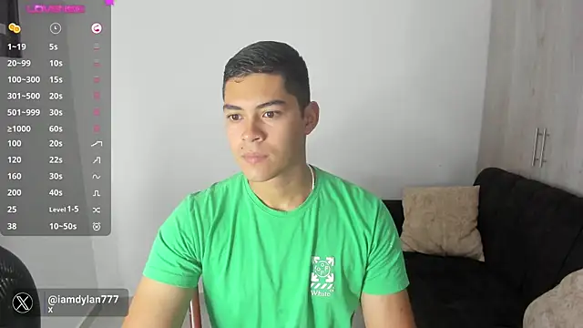 Iamdylan777 online show from 12, 12, 2024