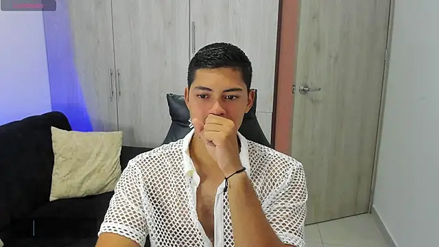 Iamdylan777 online show from 5, 3, 2025