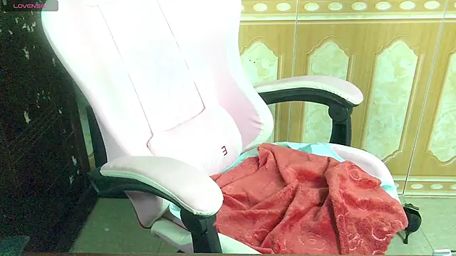 Snapshot of Jerry-Lan chatting on 10, 4, 2026 Jerry-Lan online show from 10, 4, 2026