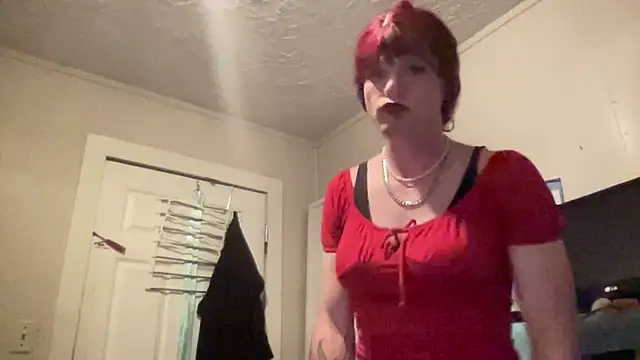 Snapshot of sum1betterthanmost chatting on 8, 5, 2026 sum1betterthanmost online show from 8, 5, 2026