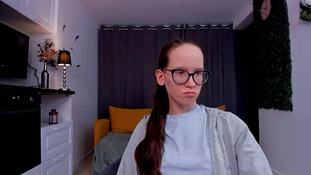 Snapshot of BettyBrowni chatting on 3, 3, 2025 BettyBrowni online show from 3, 3, 2025