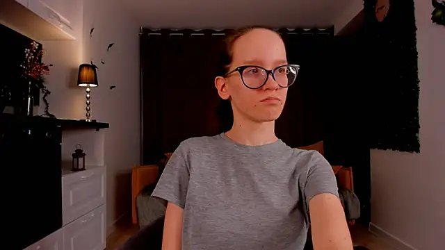 Snapshot of BettyBrowni chatting on 9, 3, 2025 BettyBrowni online show from 9, 3, 2025