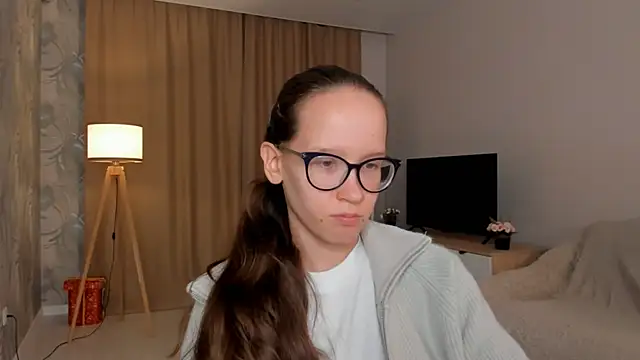 Snapshot of BettyBrowni chatting on 12, 9, 2025 BettyBrowni online show from 12, 9, 2025