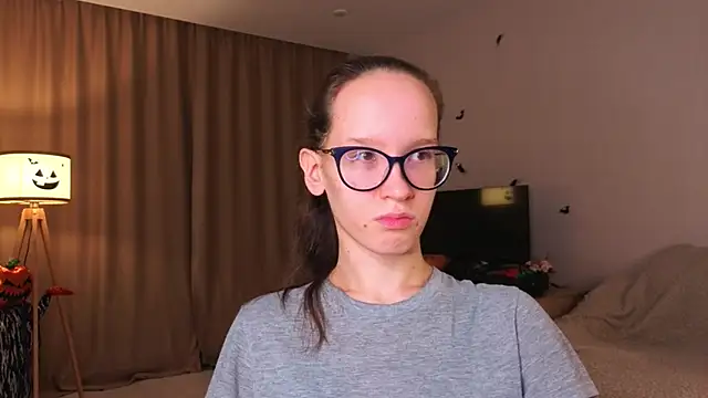 Snapshot of BettyBrowni chatting on 14, 11, 2025 BettyBrowni online show from 14, 11, 2025