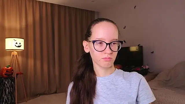 Snapshot of BettyBrowni chatting on 16, 11, 2025 BettyBrowni online show from 16, 11, 2025