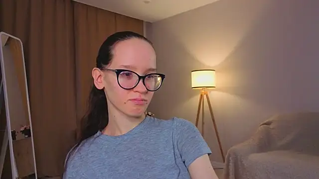 Snapshot of BettyBrowni chatting on 2, 2, 2026 BettyBrowni online show from 2, 2, 2026