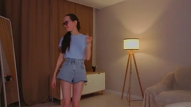 Snapshot of BettyBrowni chatting on 3, 3, 2026 BettyBrowni online show from 3, 3, 2026