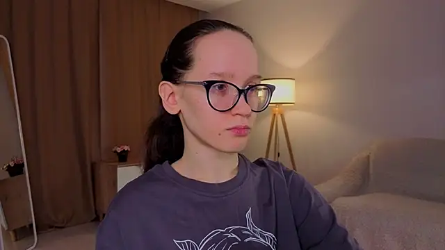 Snapshot of BettyBrowni chatting on 9, 3, 2026 BettyBrowni online show from 9, 3, 2026