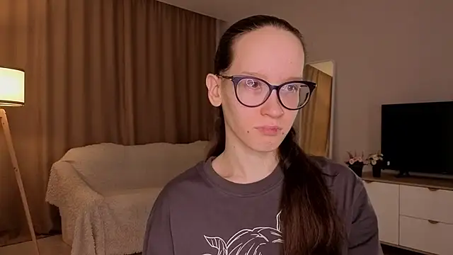 Snapshot of BettyBrowni chatting on 11, 4, 2026 BettyBrowni online show from 11, 4, 2026