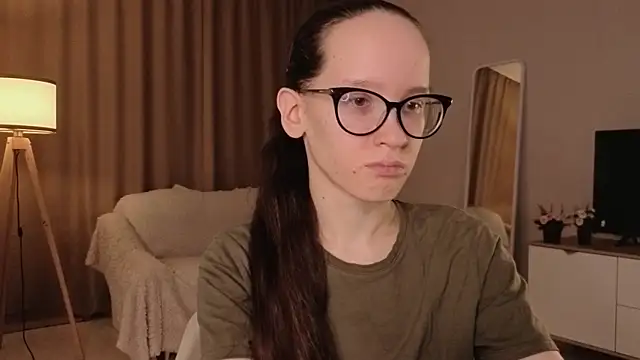 Snapshot of BettyBrowni chatting on 16, 4, 2026 BettyBrowni online show from 16, 4, 2026