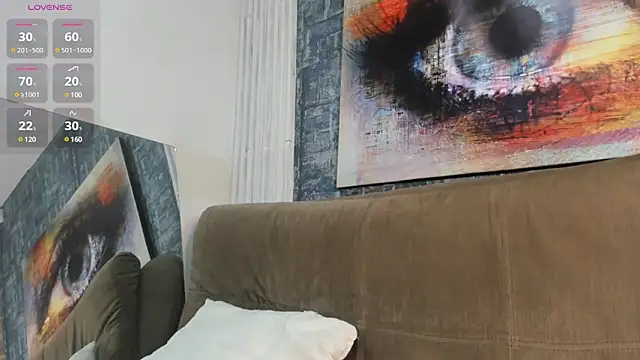 Paola  23 online show from 4, 2, 2025