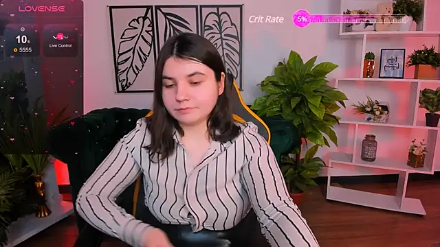 Viola  Shy online show from 1, 3, 2025