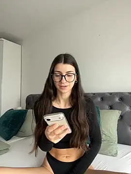 Wildberry  online show from 11, 4, 2026