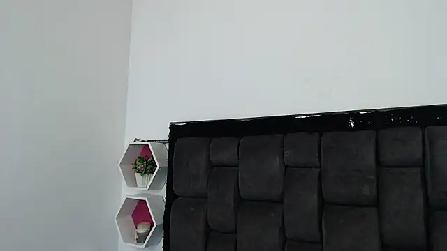 Snapshot of Emma_Evelyn chatting on 24, 1, 2025 Emma Evelyn online show from 24, 1, 2025