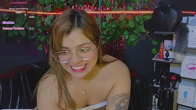 Sweett Mollyy online show from 23, 11, 2025