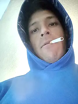 Snapshot of Leonul chatting on 4, 3, 2025 Leonul online show from 4, 3, 2025