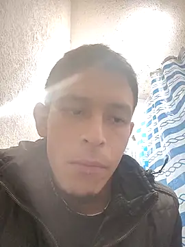 Snapshot of Leonul chatting on 11, 11, 2025 Leonul online show from 11, 11, 2025