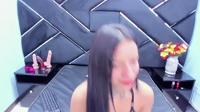 Snapshot of ChloeRosey chatting on 31, 10, 2025 ChloeRosey online show from 31, 10, 2025