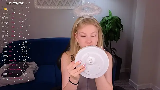 Sarra Cooper online show from 22, 1, 2025