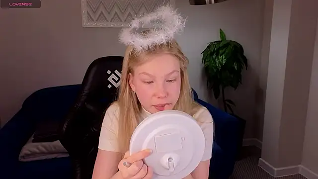 Sarra Cooper online show from 13, 2, 2025