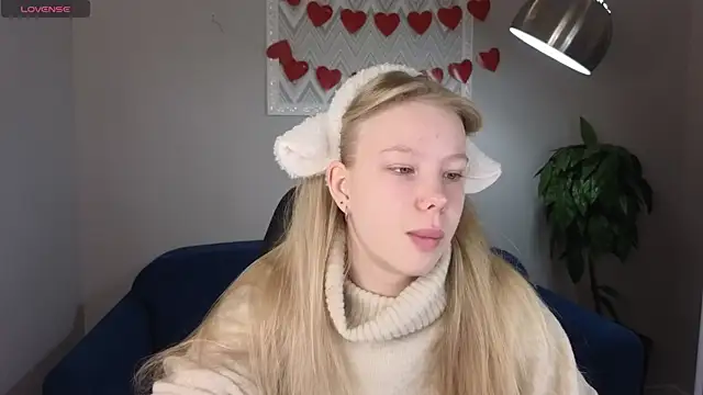 Sarra Cooper online show from 17, 2, 2025