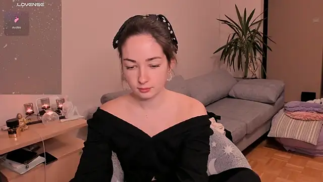 cClandesTina online show from 21, 12, 2024