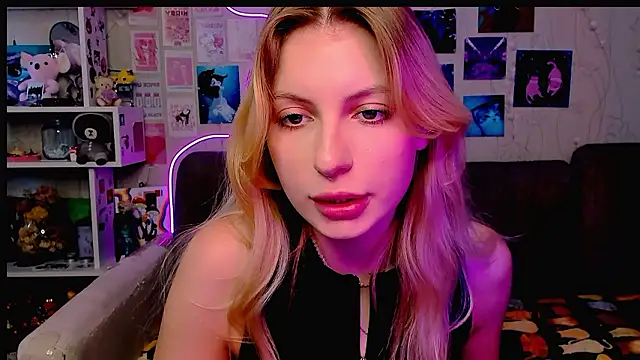 Maria Hunt online show from 6, 12, 2024