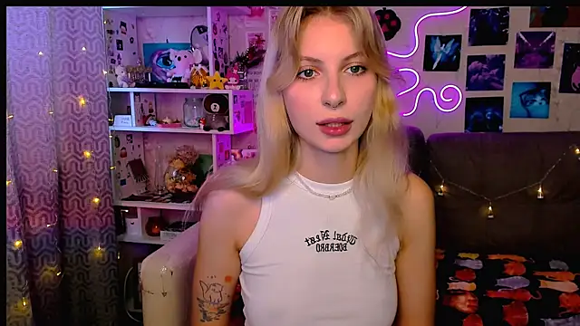 Maria Hunt online show from 21, 12, 2024