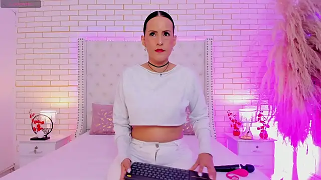 Coco Balenciaga  online show from 11, 3, 2026