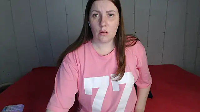 CindyAhKiss online show from 9, 11, 2025