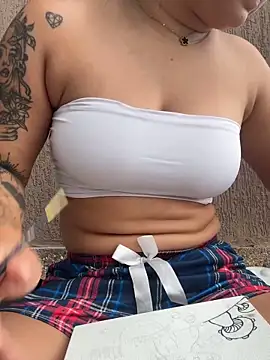 Pretty Isadora online show from 3, 3, 2026