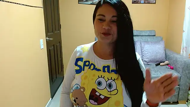 Snapshot of Kerly_Lopez chatting on 22, 1, 2025 Kerly Lopez online show from 22, 1, 2025