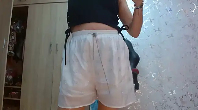 Snapshot of Samantabrown_ chatting on 14, 2, 2025 Samantabrown online show from 14, 2, 2025