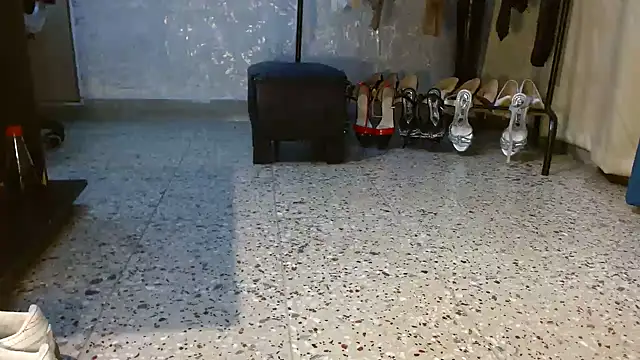 Samantabrown  online show from 13, 2, 2026