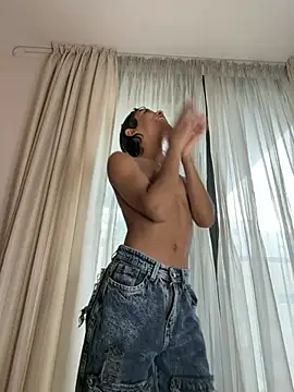 alejo cute online show from 17, 3, 2026