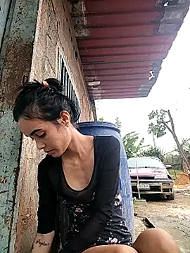 The-quee22 online show from 3, 10, 2025