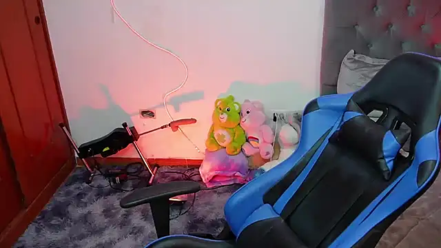 tay ler3 online show from 9, 12, 2024